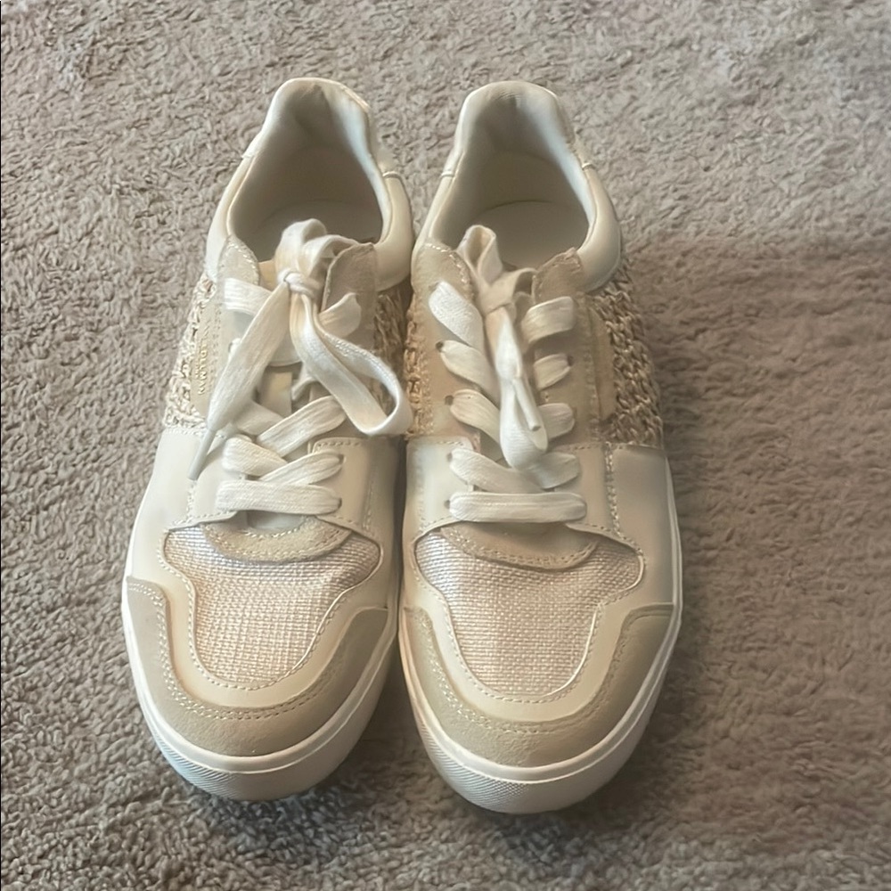 Sam Edelman Cream Lace-Up Women's Sneakers
